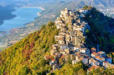 Monteferrante a village in Italy, Abruzzo.jpg