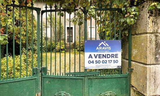 Main image, French house for sale.jpg